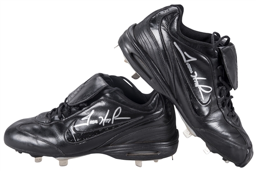 2005 Trevor Hoffman Game Used & Signed Nike Cleats (JT Sports & JSA)